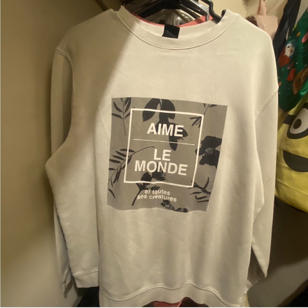 H&M White Sweatshirt unisex